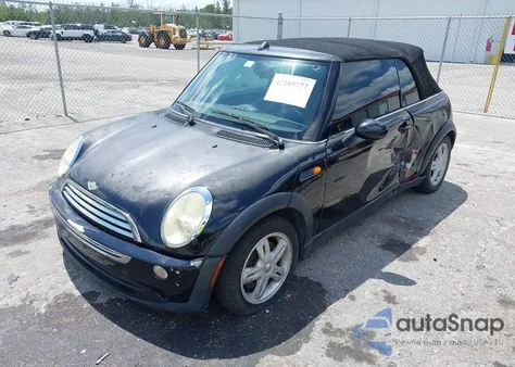 2006 Mini Cooper из США, поврежденный, VIN WMWRF33566TG15464